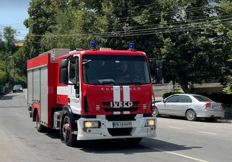 Избухна пожар в Пловдив, пострада жена
