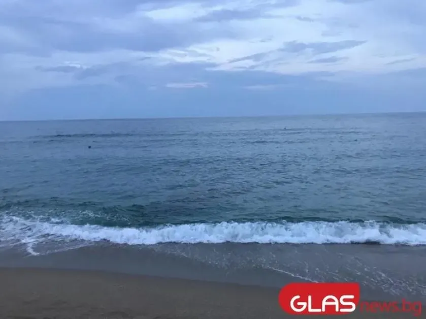 Морето взе две жертви