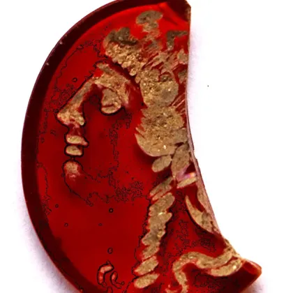 Полускъпоценен камък с гема е поредното откритие при разкопките на