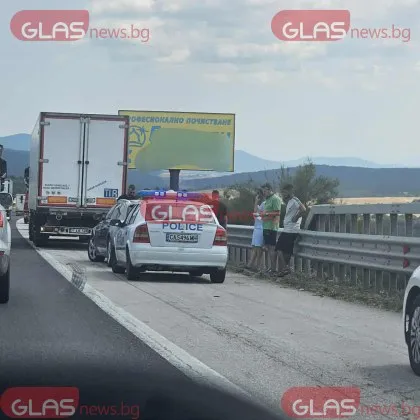 Катастрофа стана днес на автомагистрала Тракия Верижно са се блъснали
