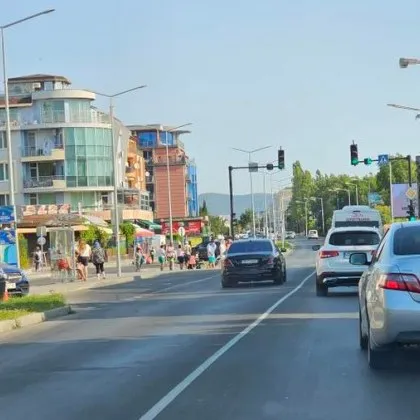 Водач със софийски номера си навлече гнева на жител на