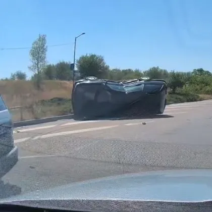 Нов сериозен пътен инцидент е станал в столицата Бус се е