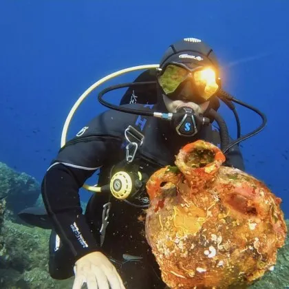 Стана ясно кой е българският гражданин който втори ден се