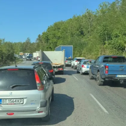 Пътен инцидент затруднява движението на път във Великотърновско Катастрофа е