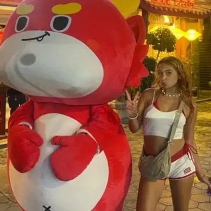 25 годишната британка Алишa Кемп се изправя пред възможна присъда до