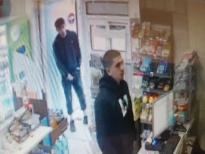 Внимавайте! Младежи използват фалшиви столевки в София