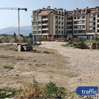 Областният управител на Пловдив върна скандалното решение за строежи в полето