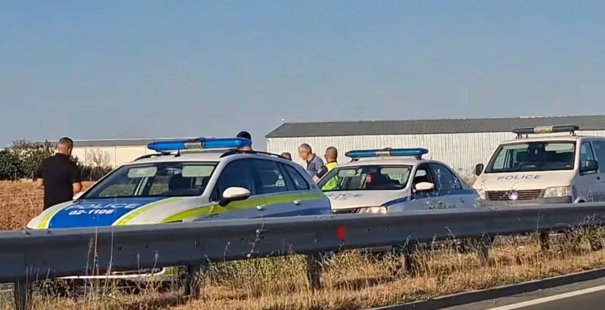Шофьор помете мотопед, има жертва