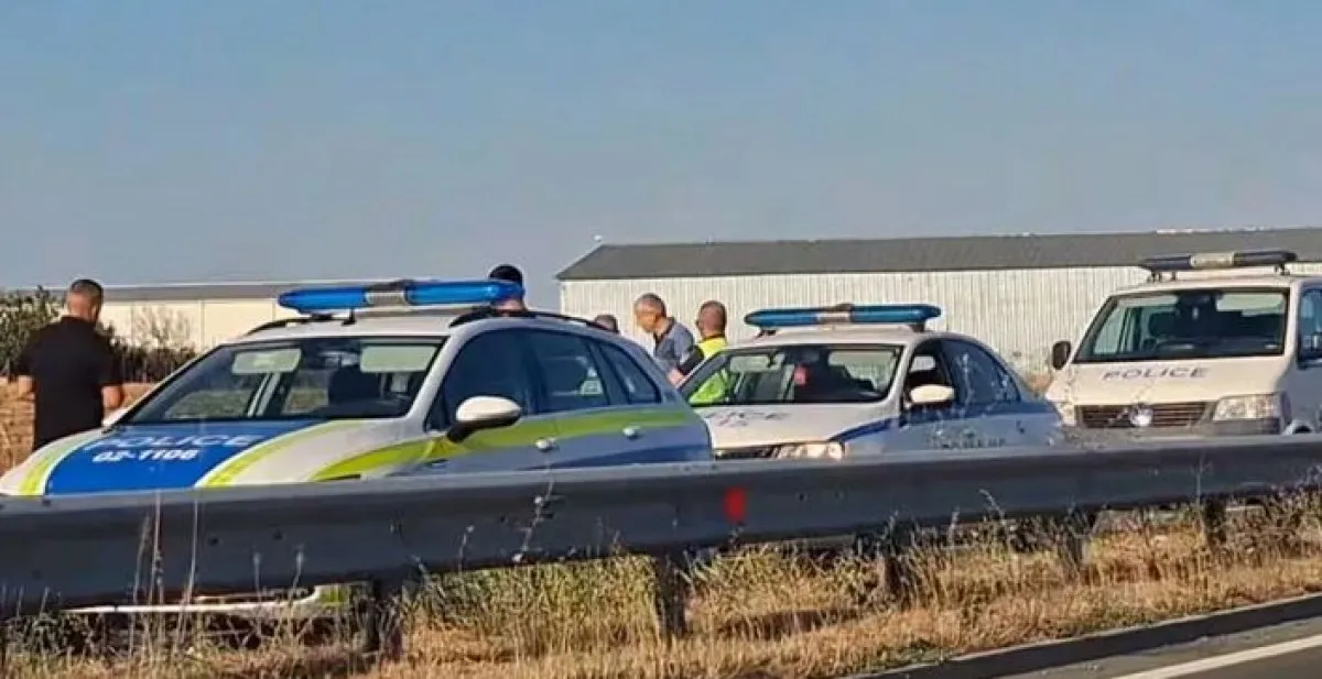 Задържаха водача, блъснал и убил жена, докато заличава следите