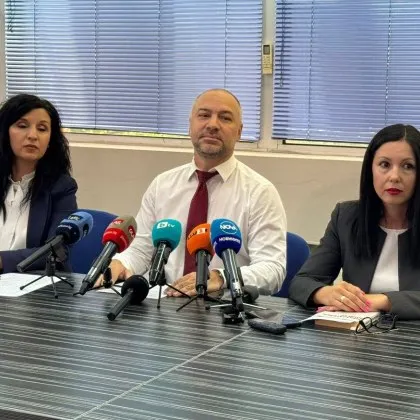 ГДБОП и ДАНС разбиха мащабна схема за трафик на наркотични