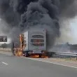 Внимавайте! Камион гори на АМ Тракия СНИМКА