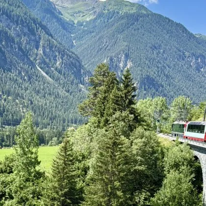 От Сейнт Мориц до Цермат с поглед към вечносттаВ сърцето