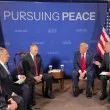 Американските медии обърнаха внимание на необичайни подробности от срещата на Путин и Тръмп