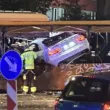 Появи се ВИДЕО от катастрофата между кола и рейс в София