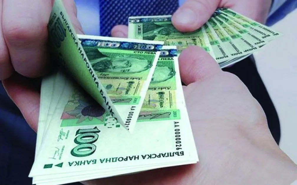 Какви са предложенията за нова минимална заплата