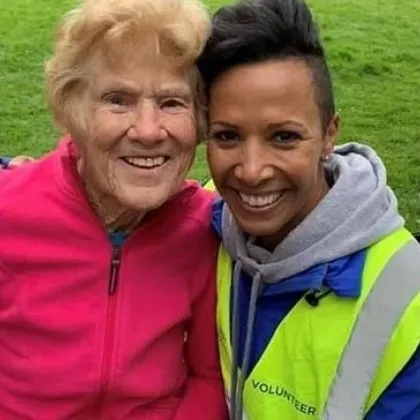 Грейс Чембърс на 97 години стана най възрастната участничка в Европа