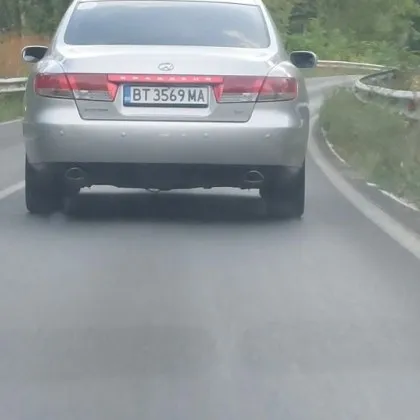 Докато хиляди българи гледат с ужас как пламъците изяждат гора