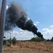 Избухна пожар в Сливен! Черен дим се издига в небето СНИМКИ