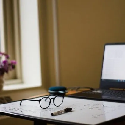 Германски съд постанови че учителка от Западна Германия която е