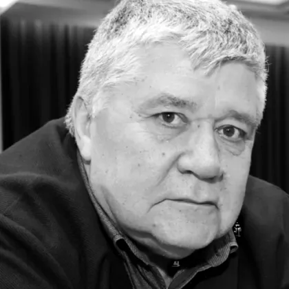 Почина заместник главният редактор на вестник Банкеръ Иван Рачев съобщиха от изданието Иван оставя дълбока