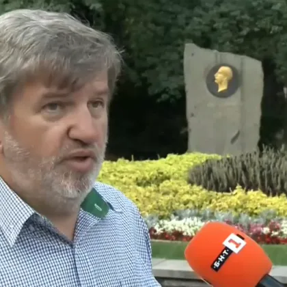 Според парапланериста Сотир Лазарков предпазните колани които са се скъсали