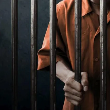 Мъж заплаши с убийство бившата си приятелка в Перник докато е