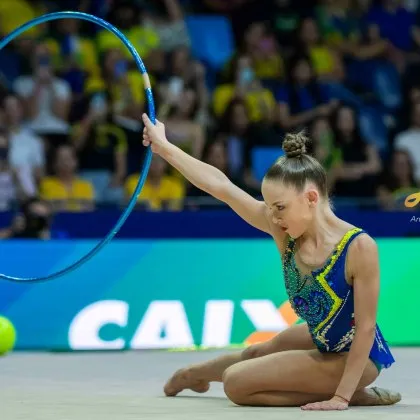 Най добрата българска гимнастичка Стилияна Николова спечели сребърен медал на финала