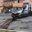 Маршрутка и кола се сблъскаха в Несебър! Пристигнаха медици СНИМКИ