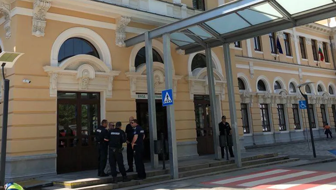 Евакуираха жп гарата в Пловдив заради изоставен багаж