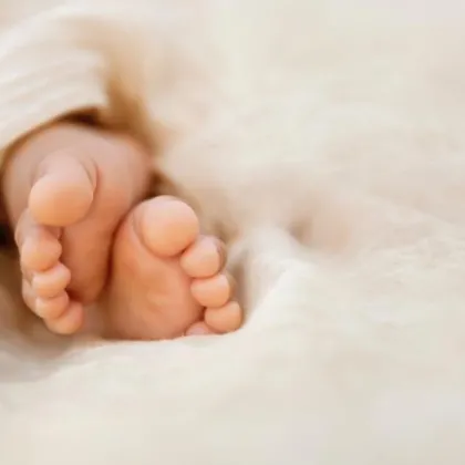1-месечно бебе почина в Царево, задържаха родителите му