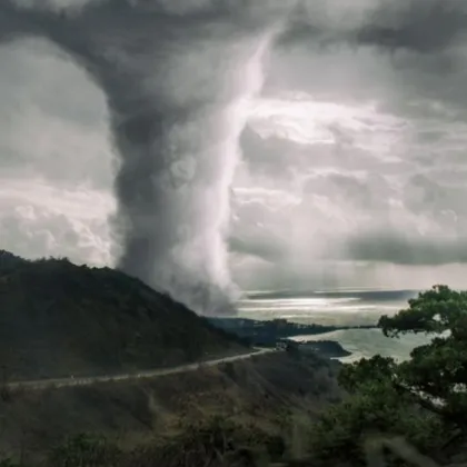 Мащабна евакуация предприеха властите във Виетнам заради тайфуна Каджики Над 150