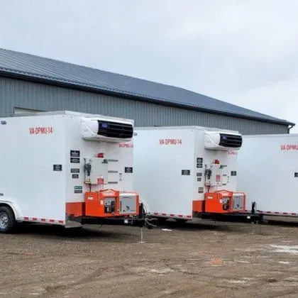 Във Великобритания властите купуват стотици мобилни морги и правят това