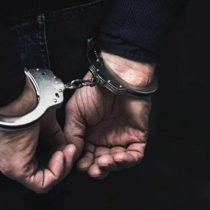 Задържаха мъж, псувал семейство с малко дете в Пловдив