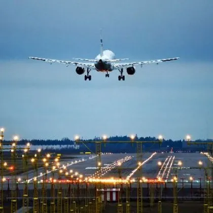 Лондонски самолет с 311 пътници кацна непредвидено в руския Нижневартовск