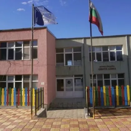 Започва проверка в детската градина, откъдето по-рано избягаха две деца