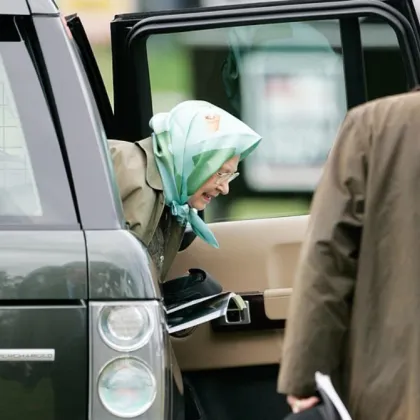 Range Rover който някога е принадлежал на покойната кралица Елизабет