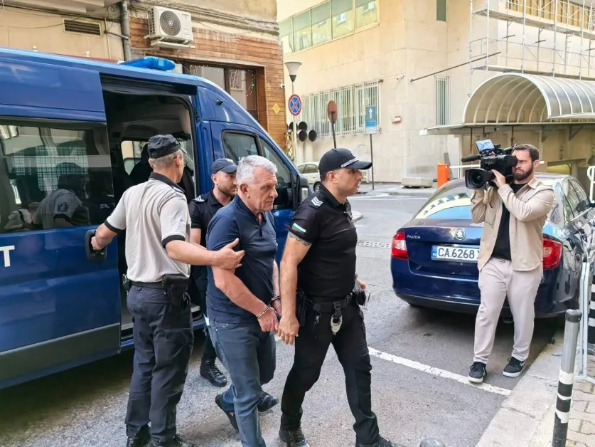 4 обвинения за Паскал