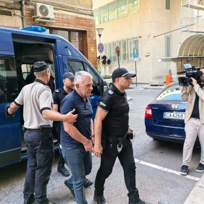 Повдигнати са общо 4 обвинения на Никола Николов Паскал Освен