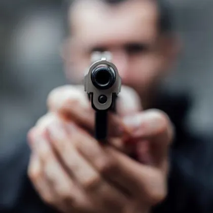 Стреляха с пистолет по мъж в Софийско