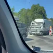 Бус и кола се блъснаха край Перник, пристигна пожарна