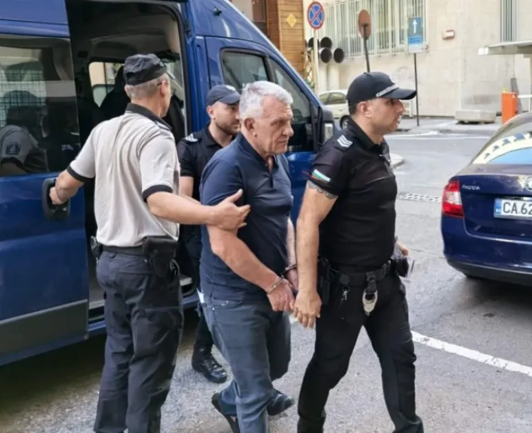 Адвокатът на Паскал: Не са налични законови основания за постоянното му задържане