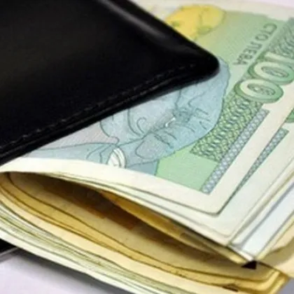 Всеки служител има право на допълнителна сума при пенсиониране но