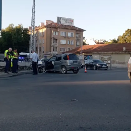 Инцидент е станал рано тази сутрин в Пловдив Лек автомобил