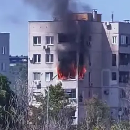 Апартамент гори в ЖК Тракия в Пловдив Пламъците са обхванали