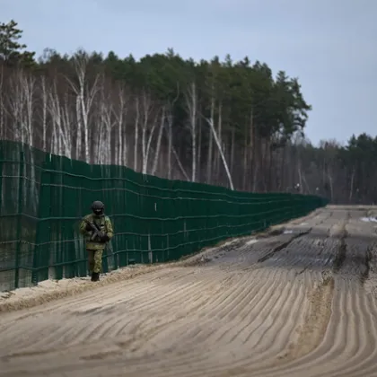 Европейските лидери обмислят създаването на 40 километрова буферна зона между руската