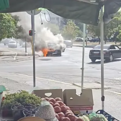 Автомобил избухна пламъци в София днес За това съобщиха свидетели във