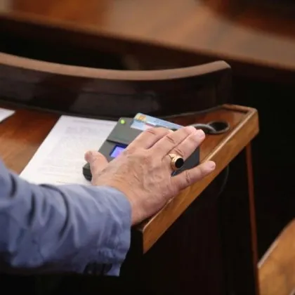 С нова система за гласуване звук и видео ще се