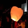 Пуснаха летящ фенер в Пазарджик, ядосаха Facebook ВИДЕО