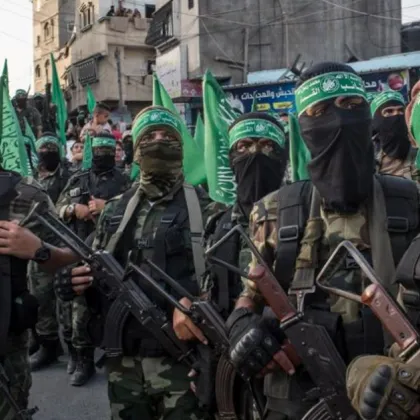 Палестинското ислямистко движение Хамас потвърди днес смъртта на един от