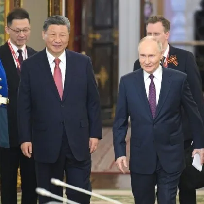 Руският президент Владимир Путин и китайският президент Си Дзинпин обсъдиха